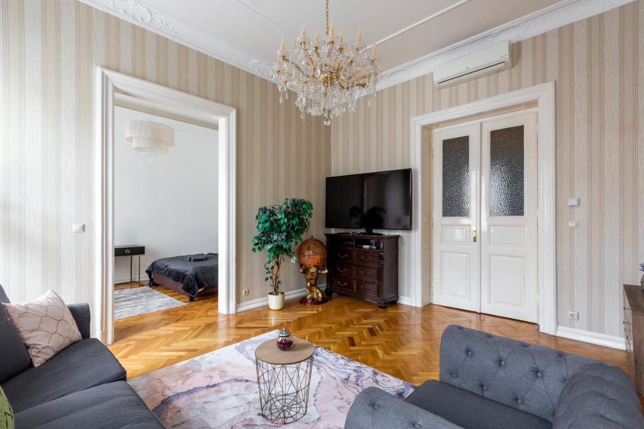 Luxury Central Home Next To The New York Cafe Budapest Exterior foto